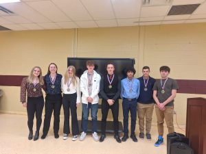 For the 2023-24 season, the Bulldogs started the indoor track season with the biggest team in the history of the program. They were not only successful on the track but also in the classroom. Both the Boys and Girls teams were named to the NYS Public High School Athletic Association’s Scholar-Athlete Team.